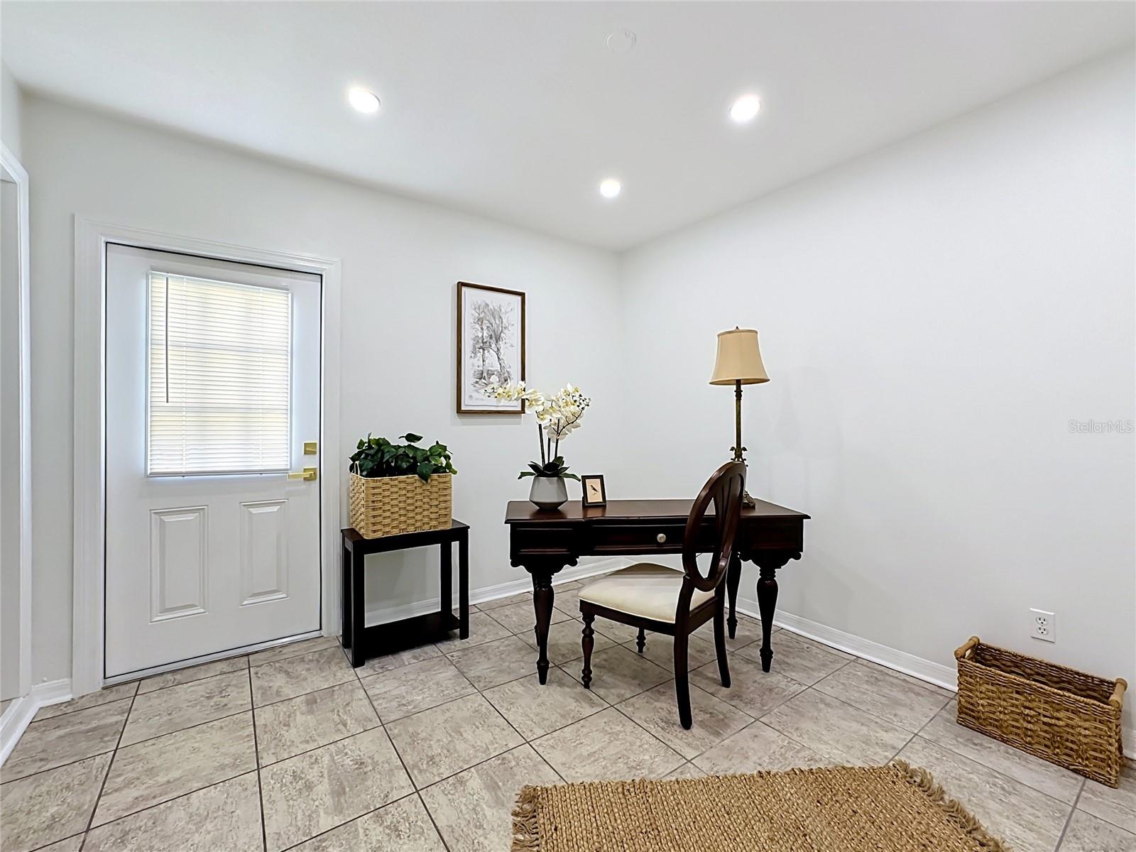 FOUR WINDS ESTATES UNIT SIX - Residential