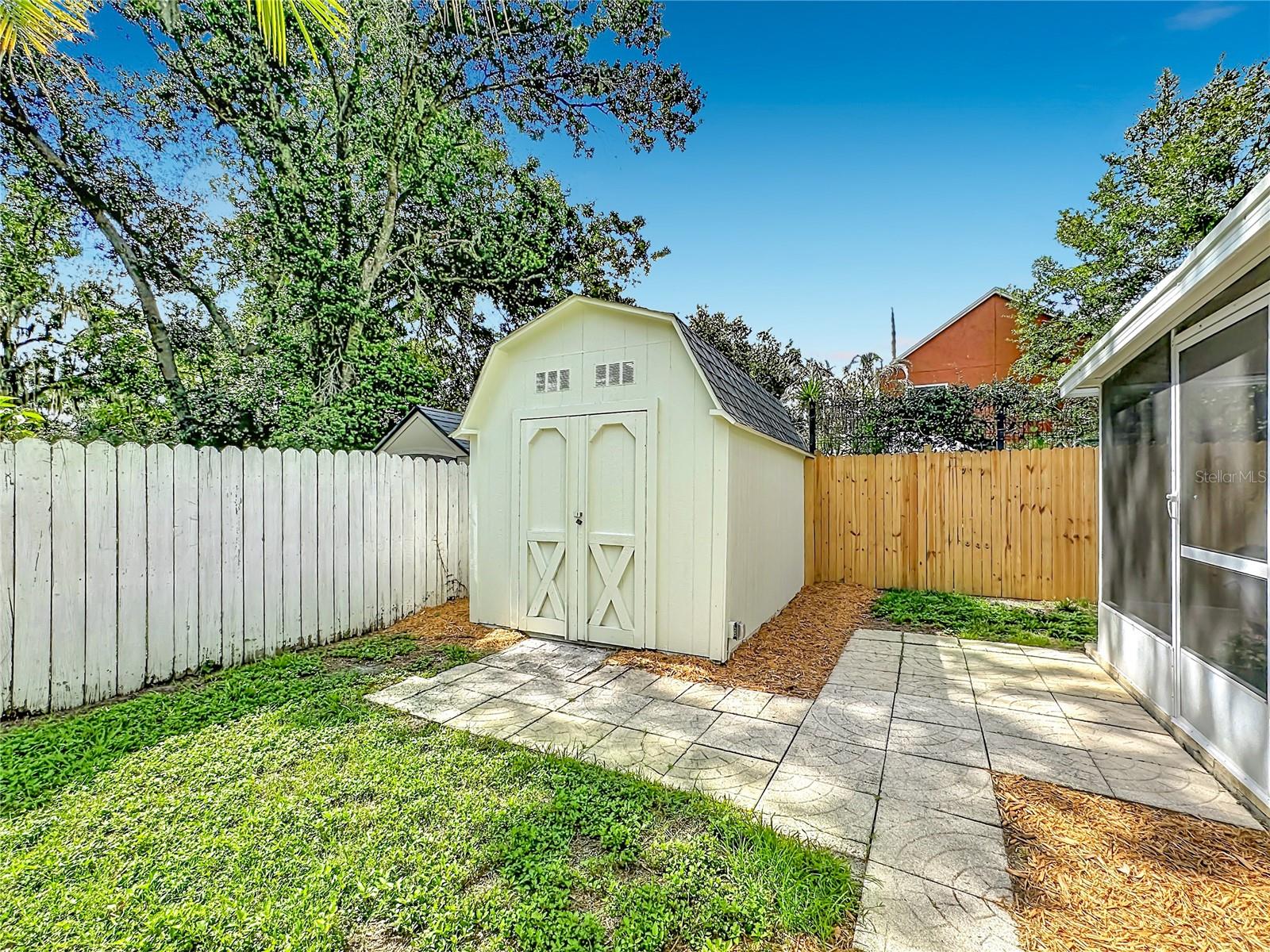 FOUR WINDS ESTATES UNIT SIX - Residential