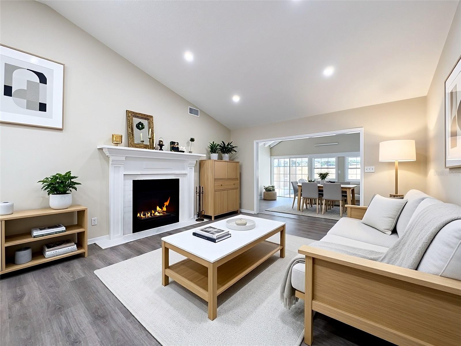 FOUR WINDS ESTATES UNIT SIX - Residential