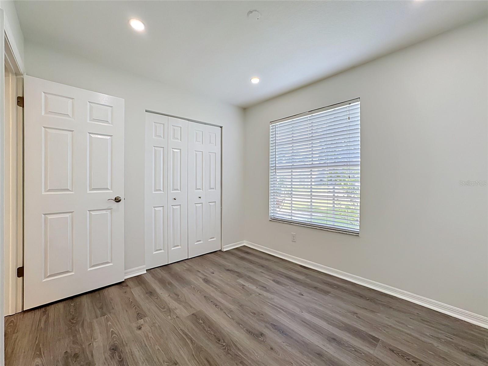 FOUR WINDS ESTATES UNIT SIX - Residential