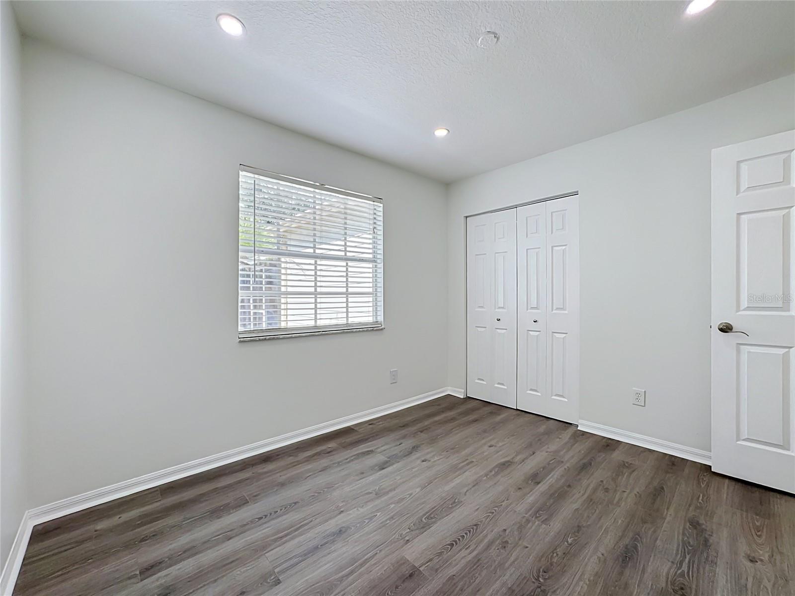 FOUR WINDS ESTATES UNIT SIX - Residential