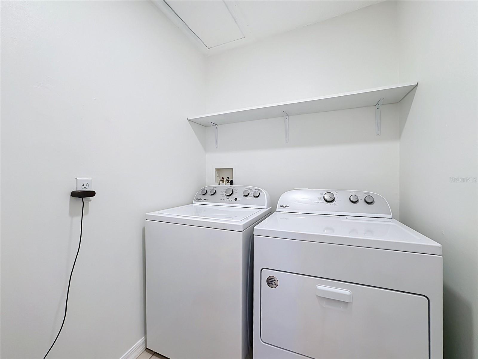 FOUR WINDS ESTATES UNIT SIX - Residential