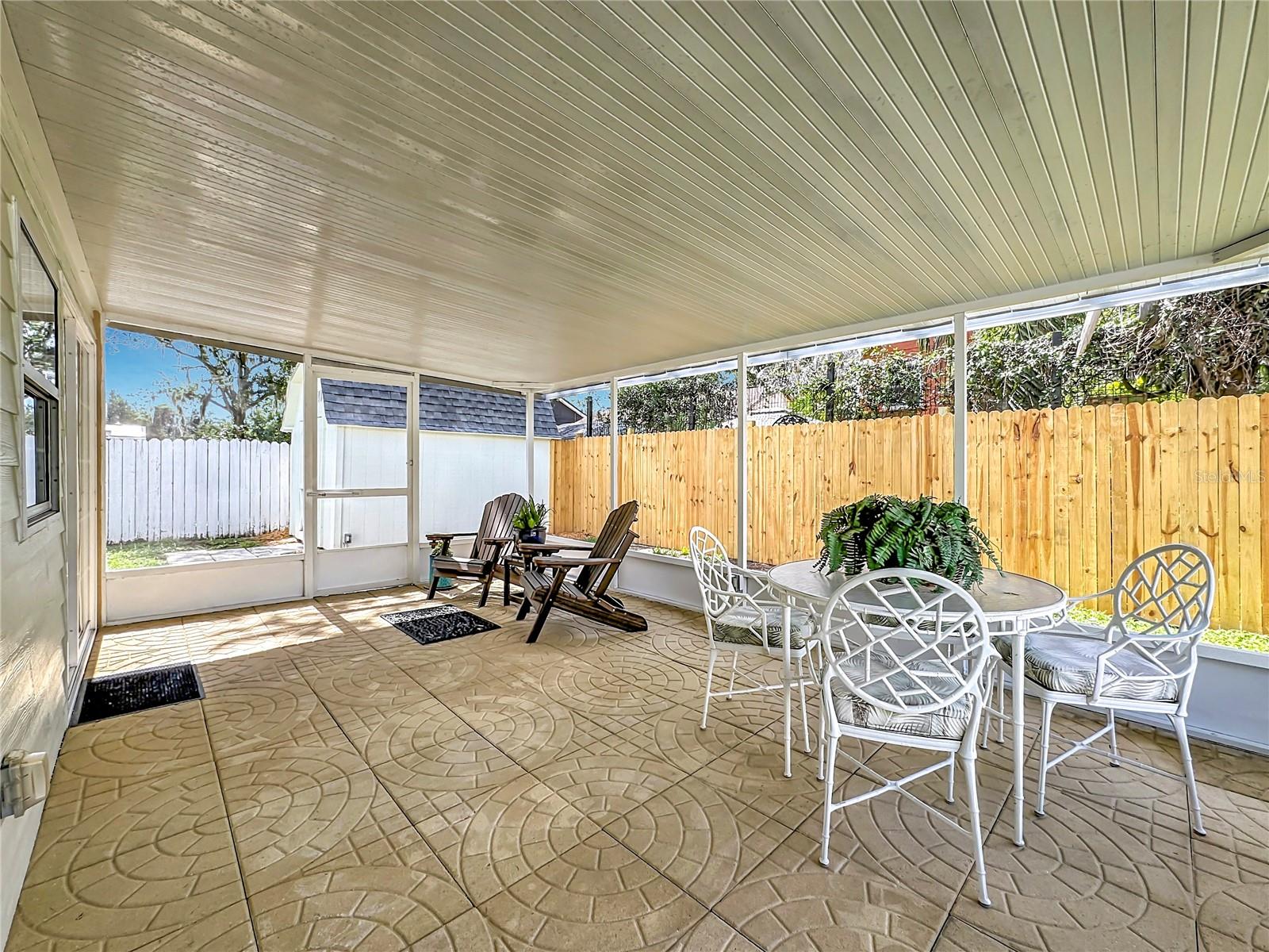 FOUR WINDS ESTATES UNIT SIX - Residential