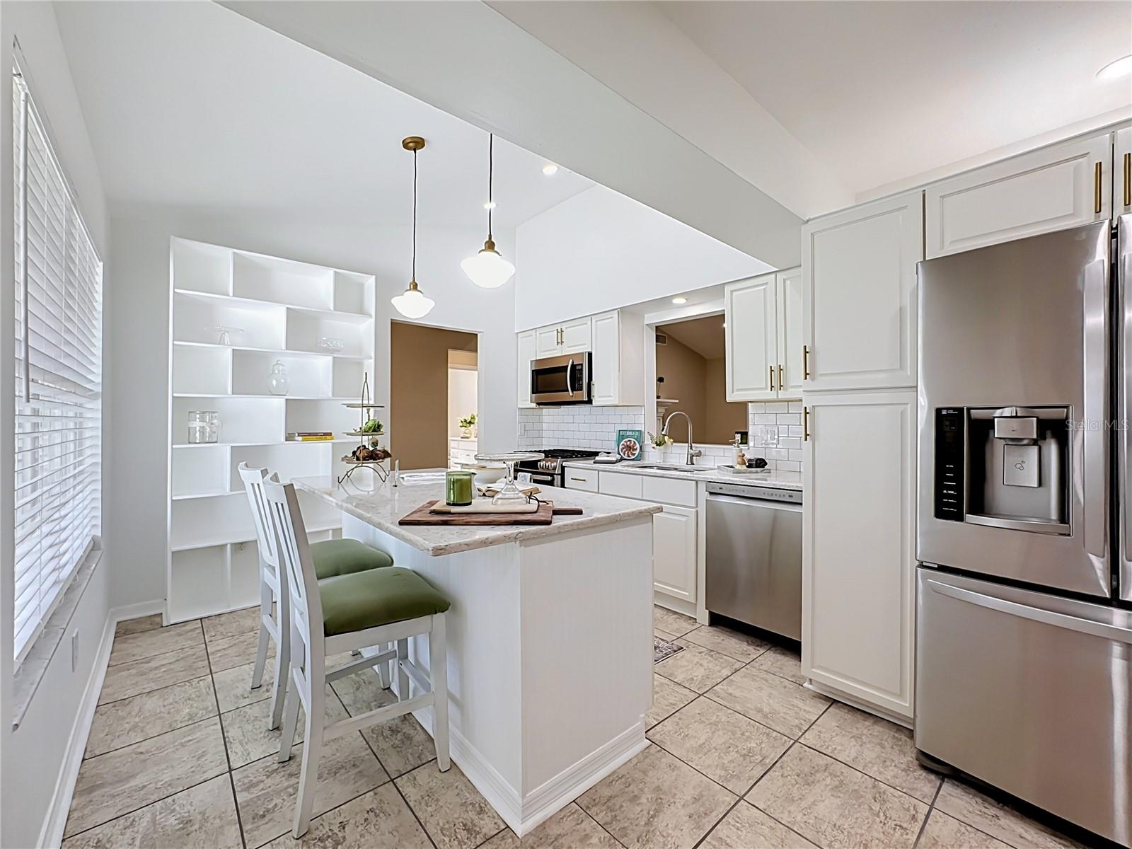 FOUR WINDS ESTATES UNIT SIX - Residential