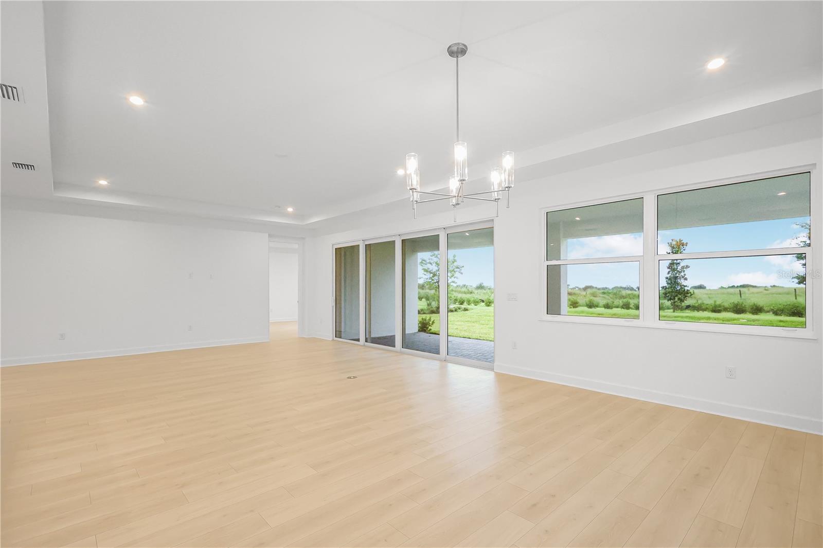 CRESSWIND AT LAKE HARRIS - Residential