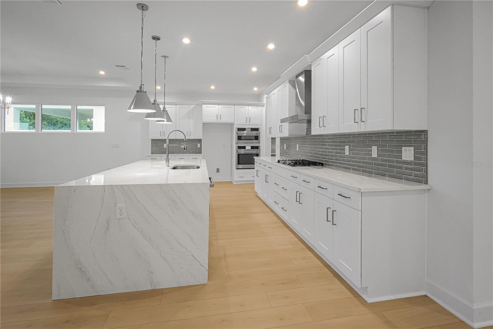 CRESSWIND AT LAKE HARRIS - Residential