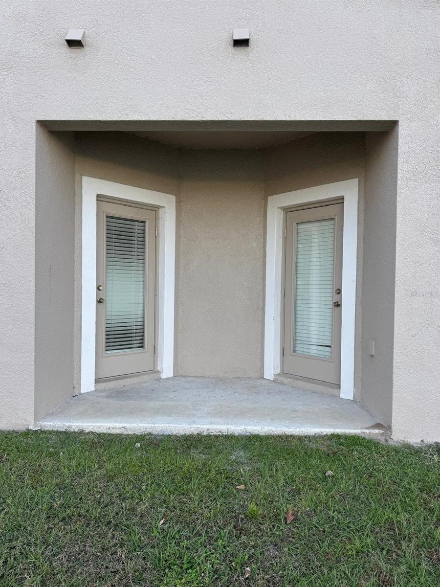MIRADA PCLS 8A & 8B - Residential Lease