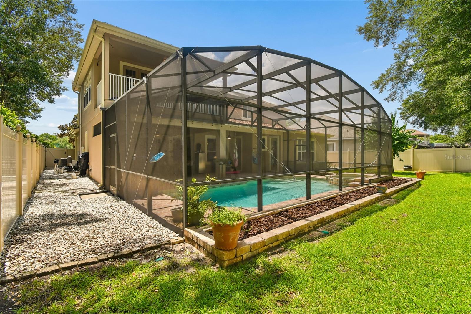 MADISON CREEK - Residential