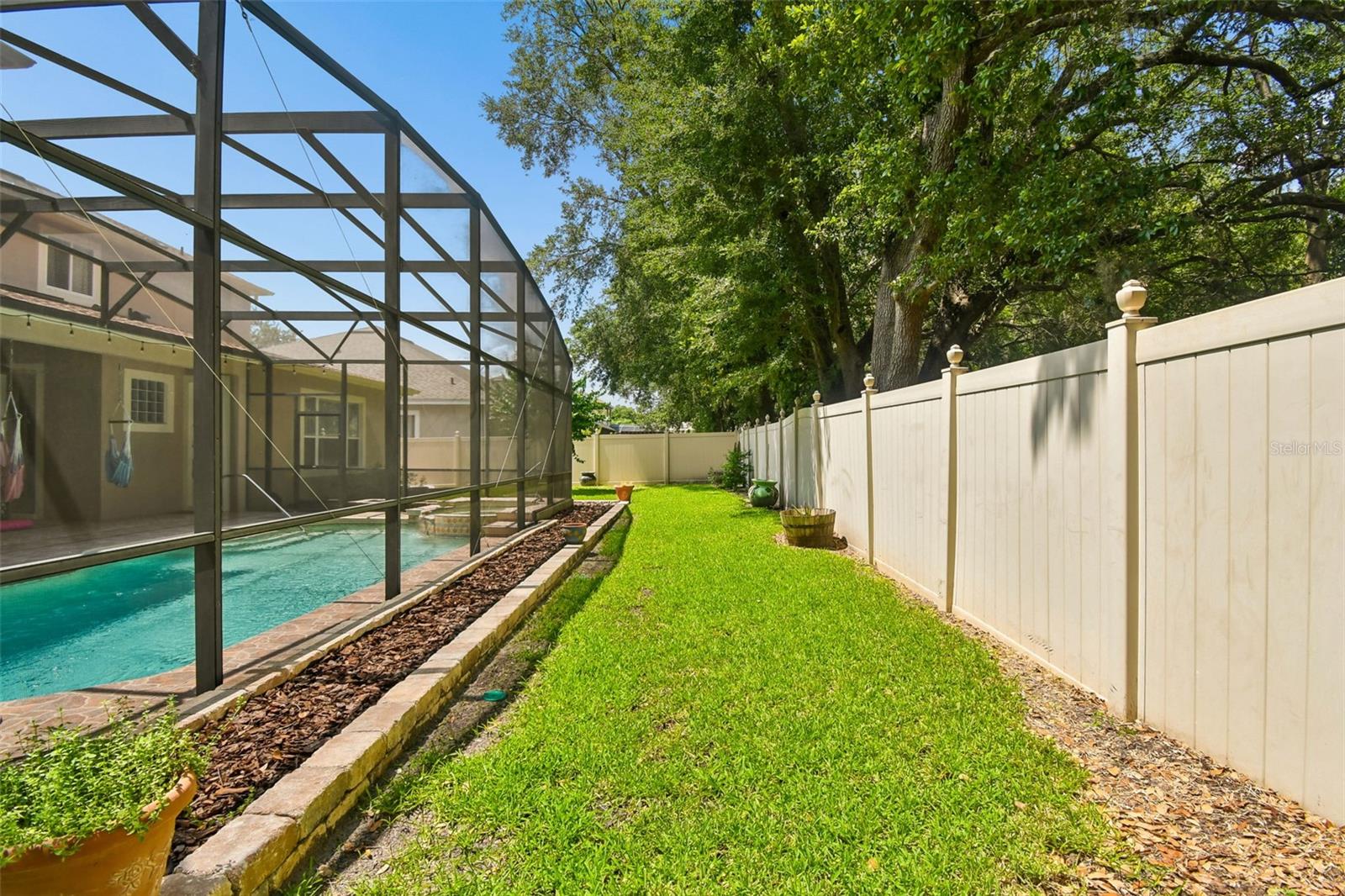 MADISON CREEK - Residential