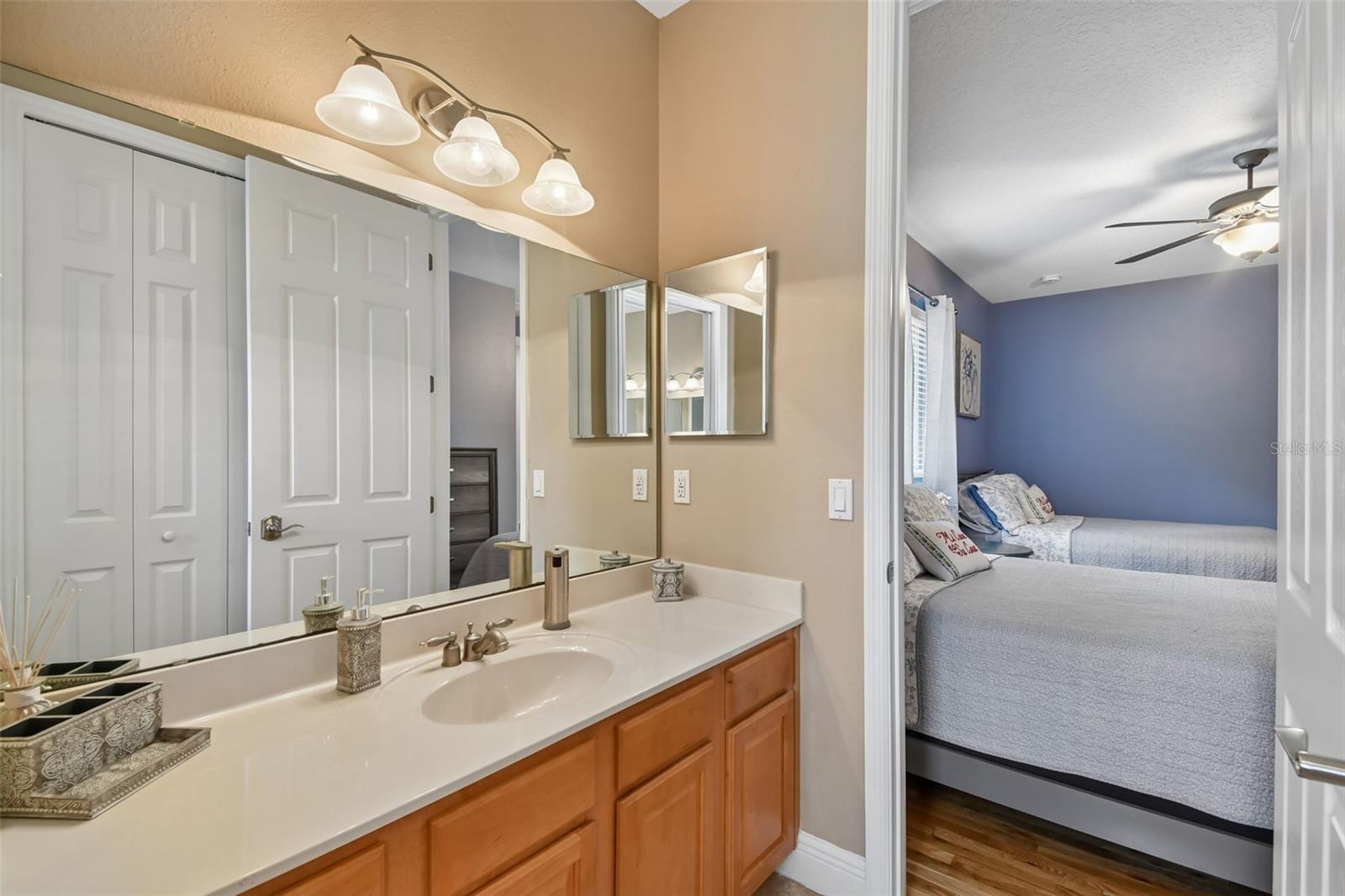 MADISON CREEK - Residential