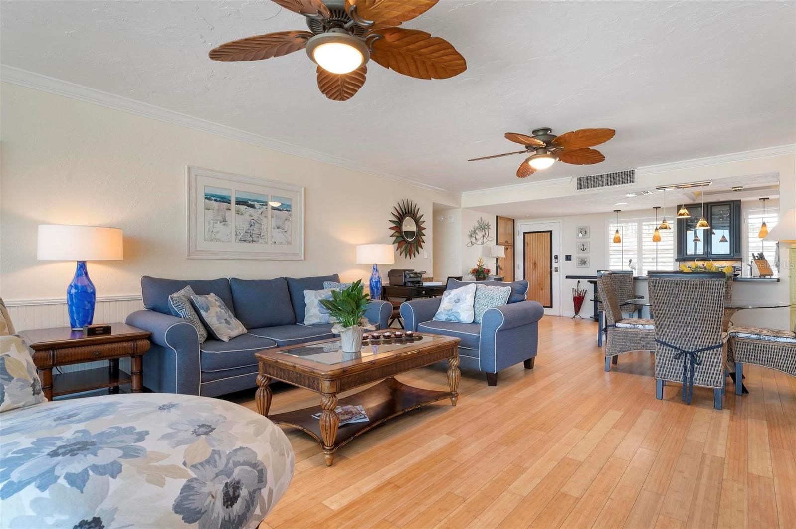 CRYSTAL SANDS 2 - Residential