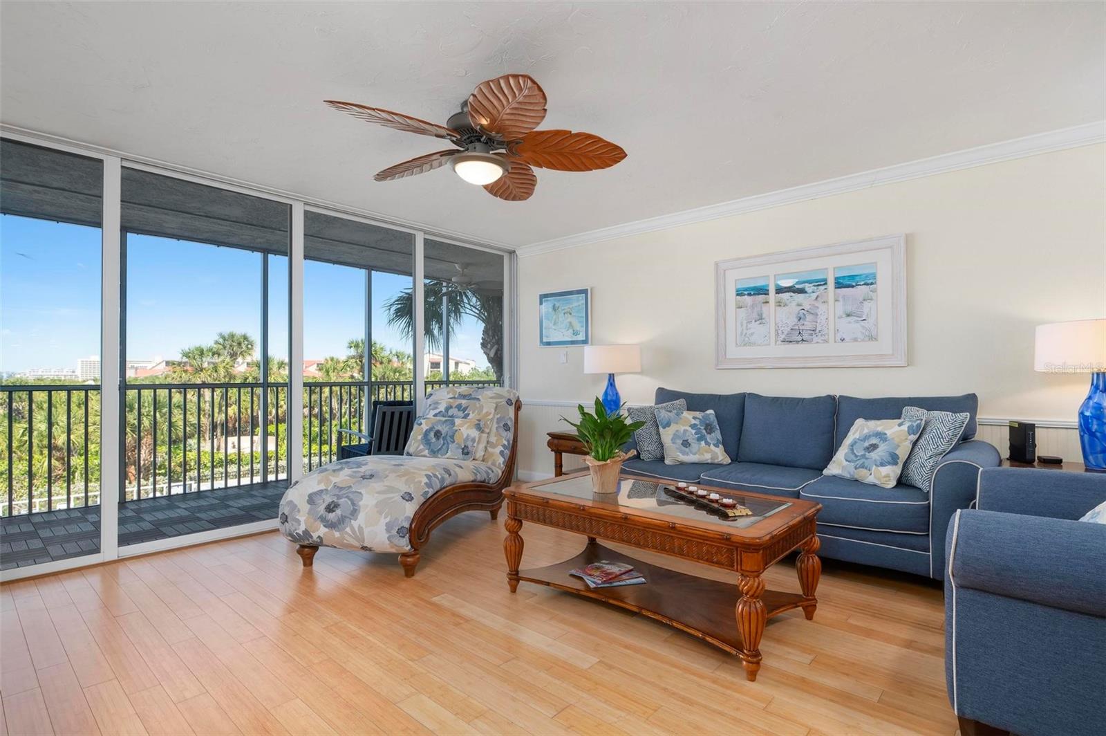 CRYSTAL SANDS 2 - Residential