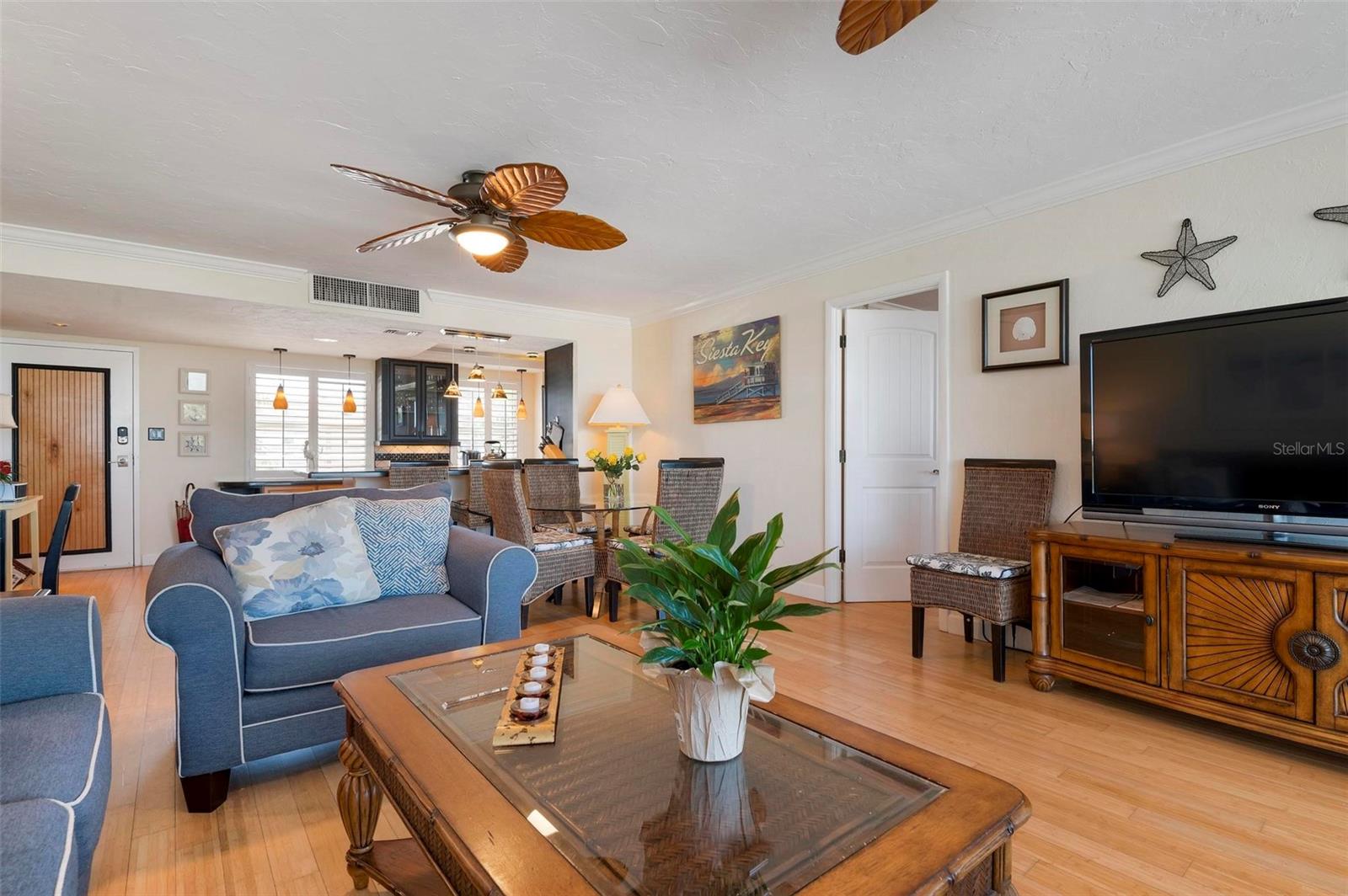 CRYSTAL SANDS 2 - Residential