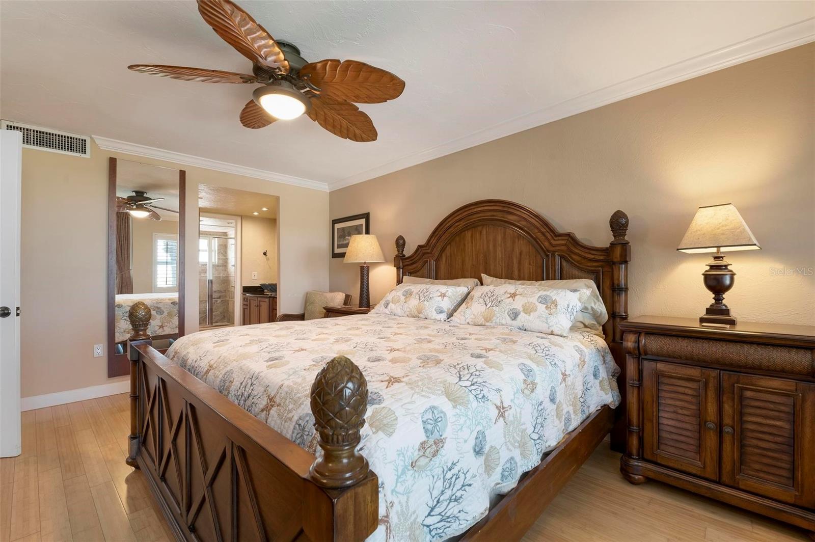 CRYSTAL SANDS 2 - Residential