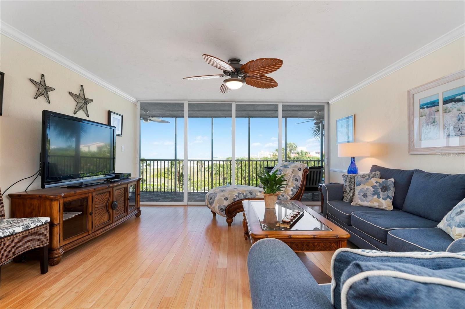 CRYSTAL SANDS 2 - Residential