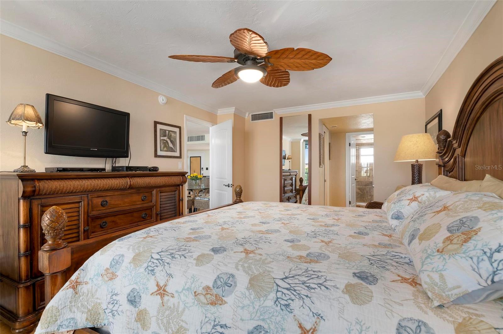 CRYSTAL SANDS 2 - Residential
