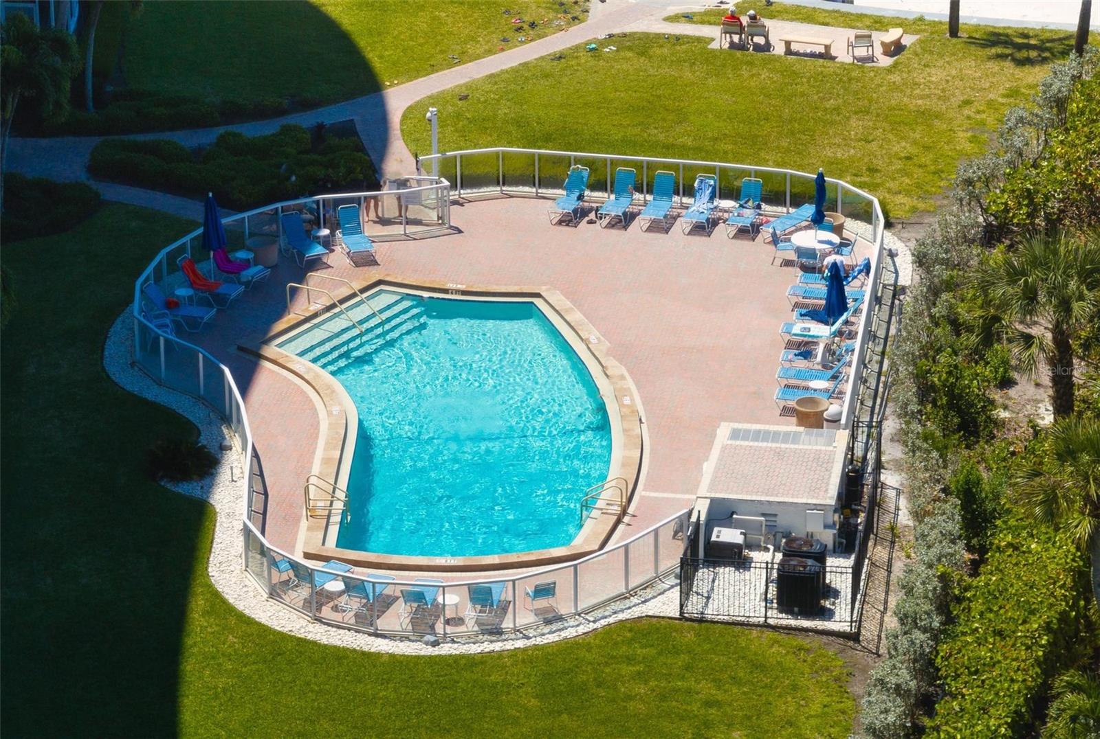 CRYSTAL SANDS 2 - Residential