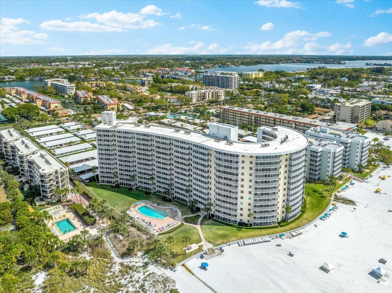 CRYSTAL SANDS 2 - Residential