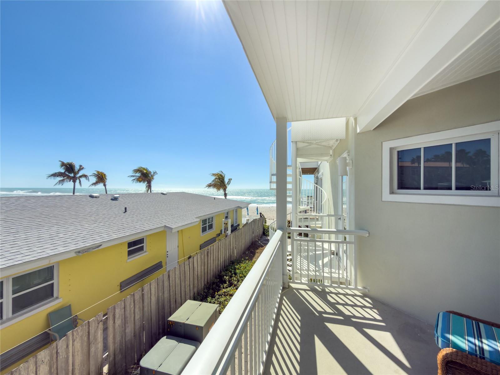 MAINSAIL BEACH INN - Residential