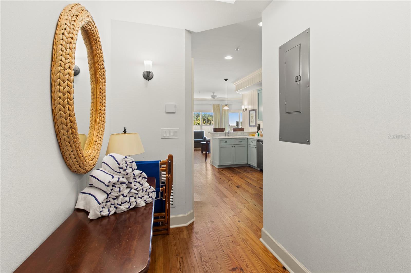 MAINSAIL BEACH INN - Residential
