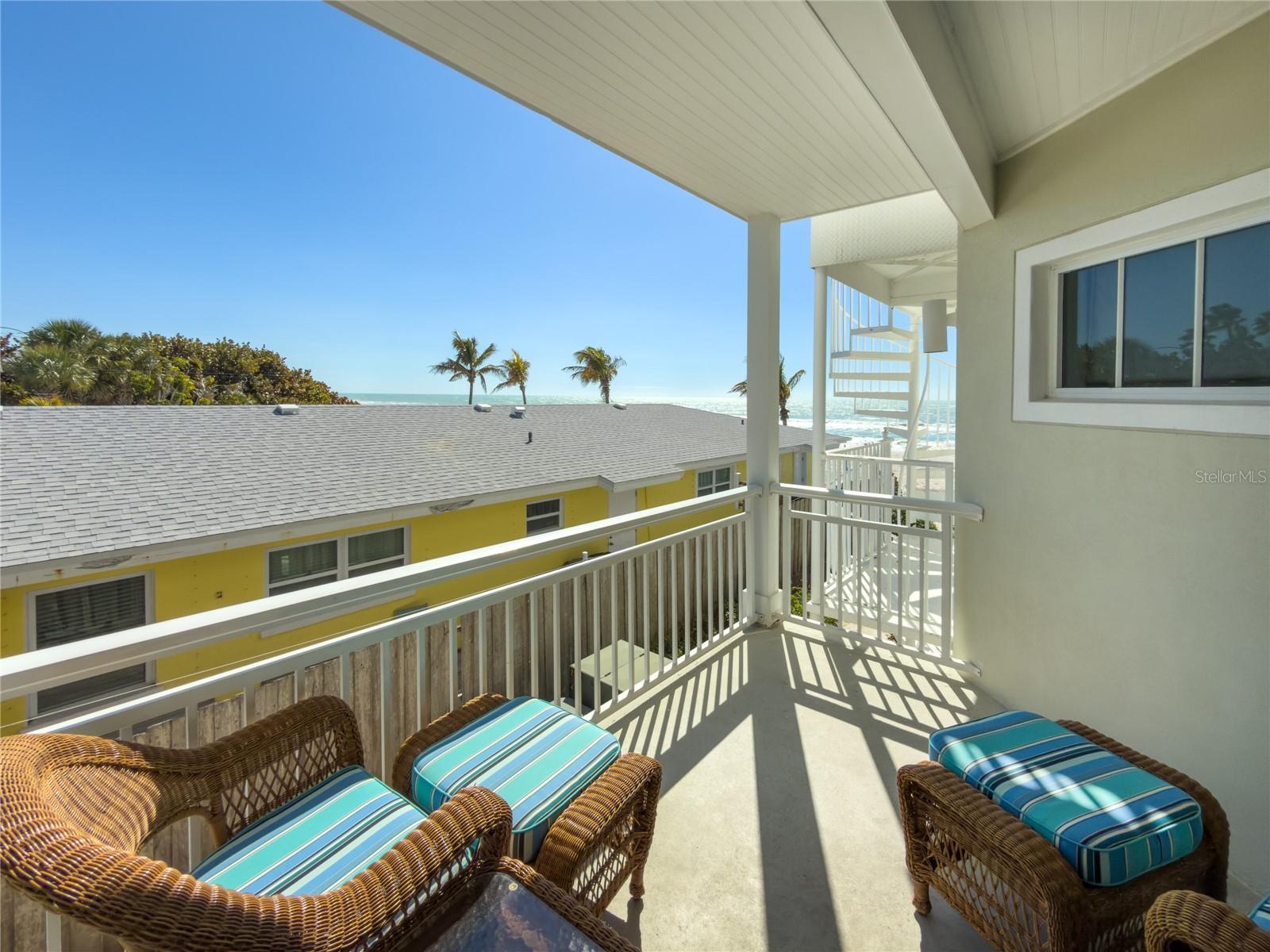 MAINSAIL BEACH INN - Residential