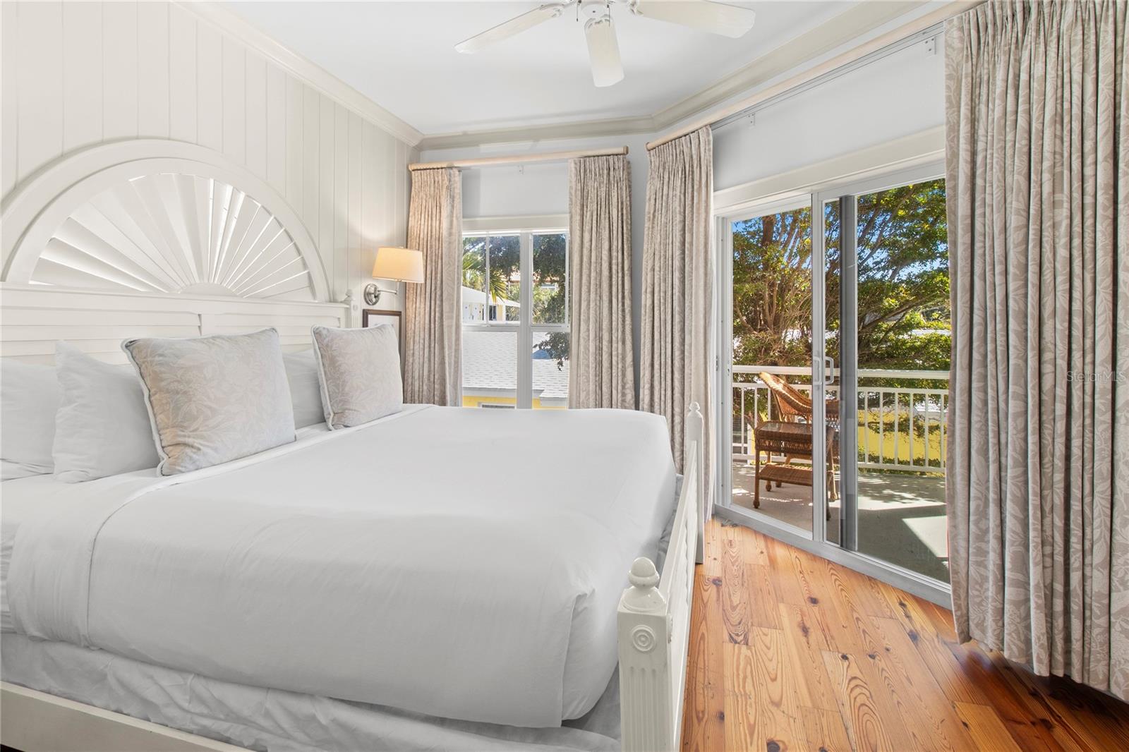 MAINSAIL BEACH INN - Residential