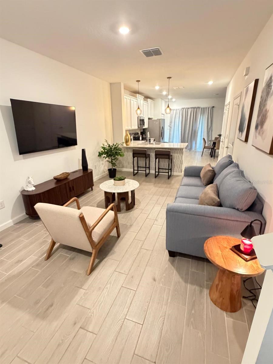 COLLEGE PARK PLACE - Residential
