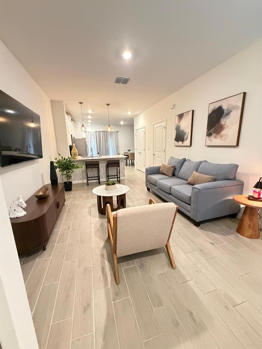 COLLEGE PARK PLACE - Residential