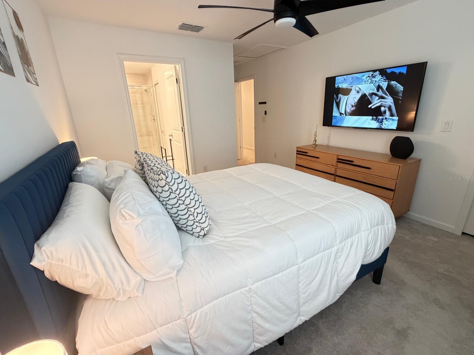 COLLEGE PARK PLACE - Residential
