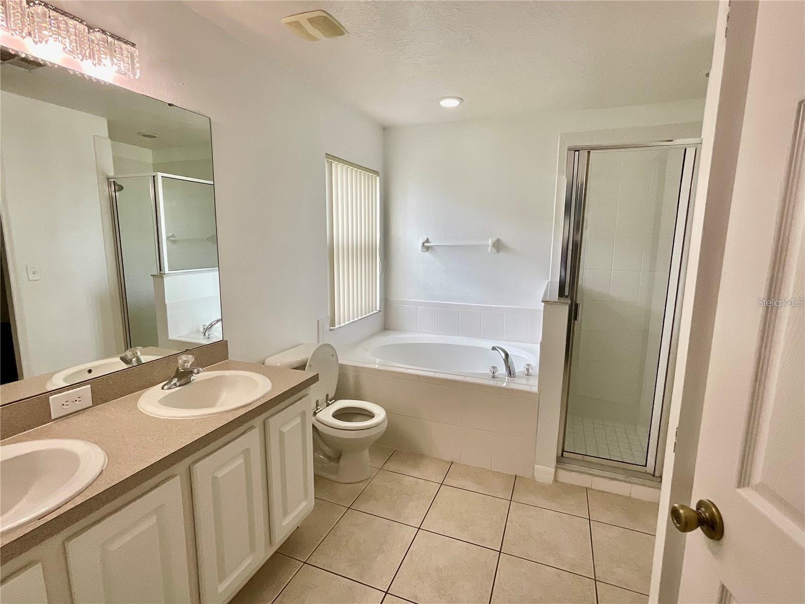 LEGACY PARK PH 01 - Residential Lease