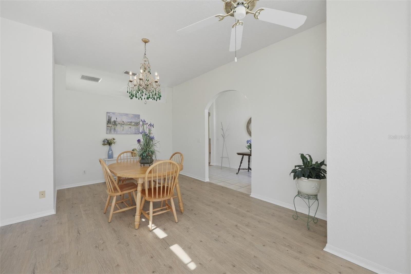 SUN CITY CENTER UNIT 257 PH - Residential