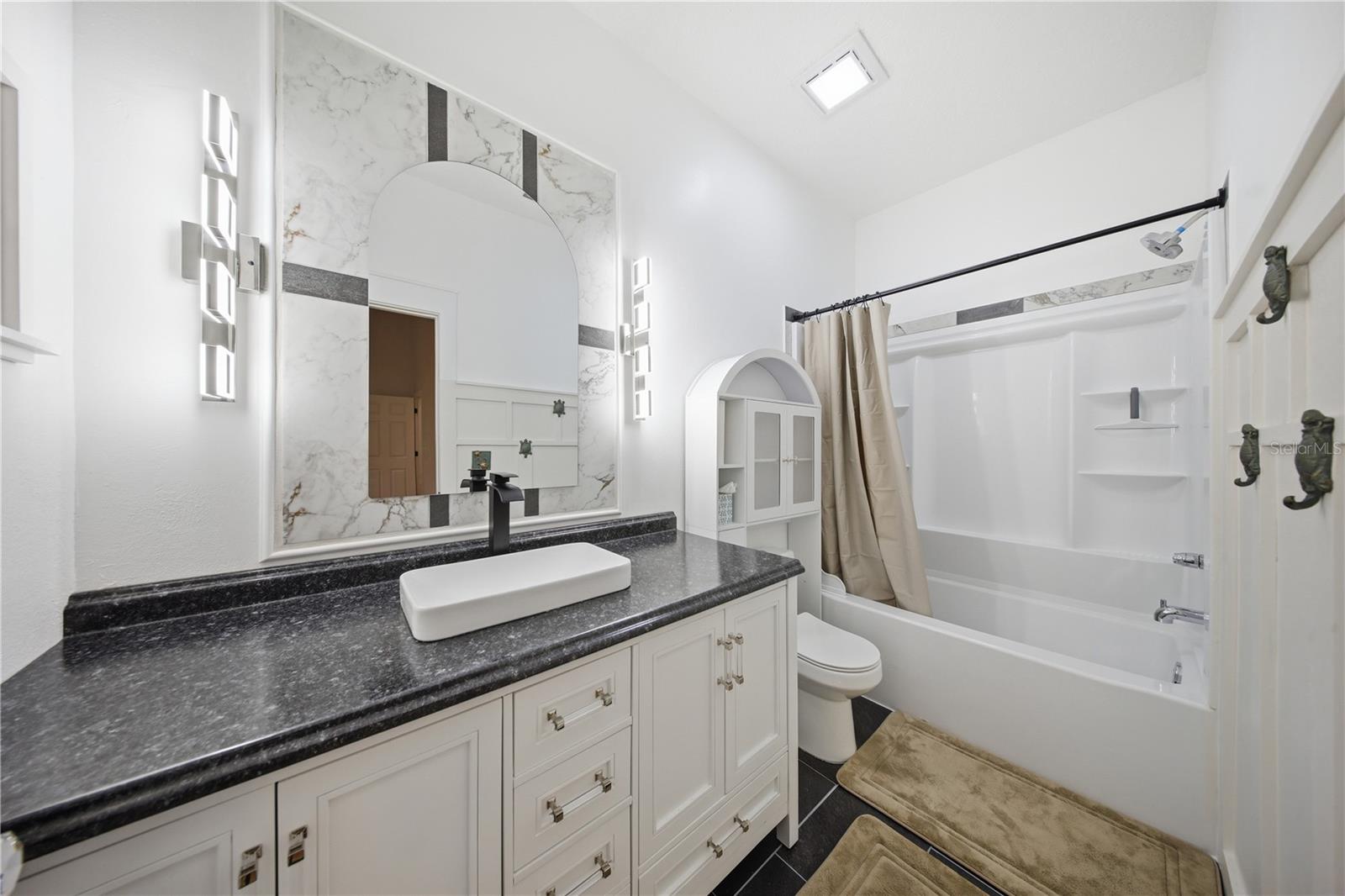 CAPE ORLANDO ESTATES UT 4 / WEDGEFIELD - Residential