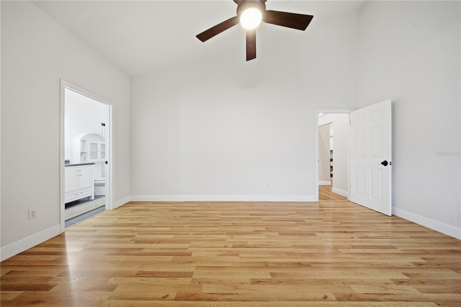 CAPE ORLANDO ESTATES UT 4 / WEDGEFIELD - Residential