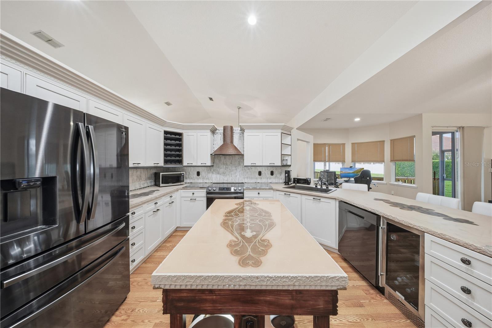 CAPE ORLANDO ESTATES UT 4 / WEDGEFIELD - Residential