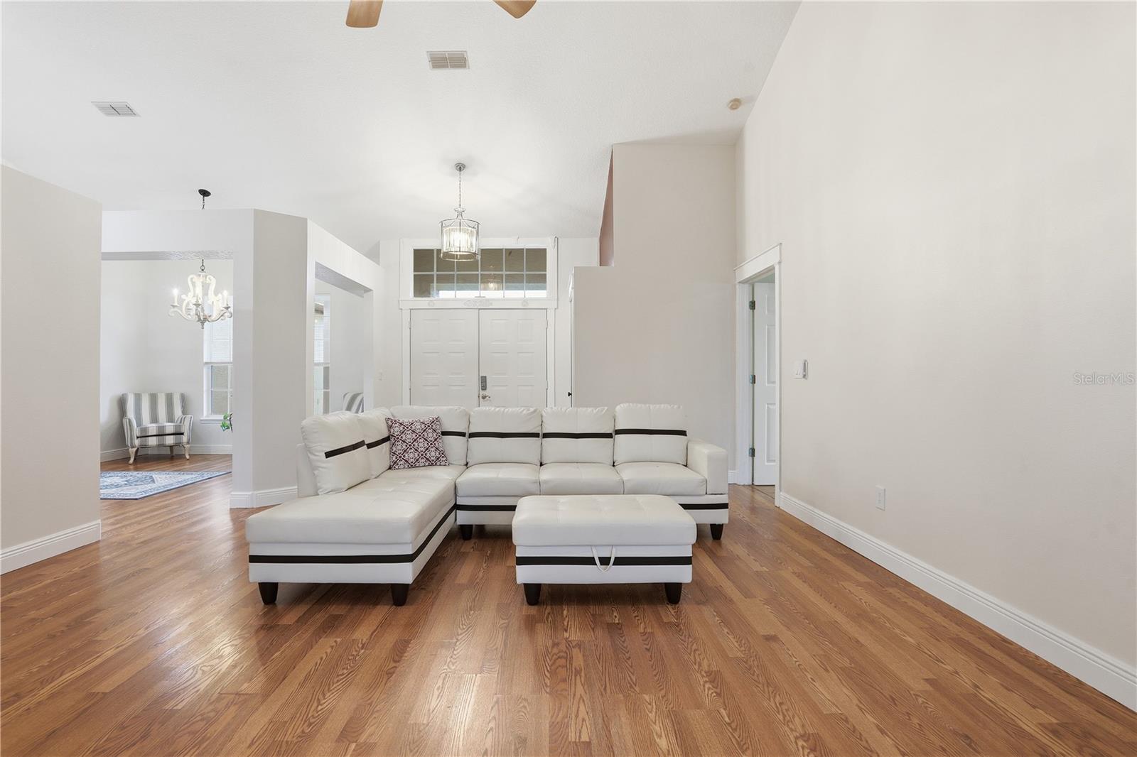 CAPE ORLANDO ESTATES UT 4 / WEDGEFIELD - Residential