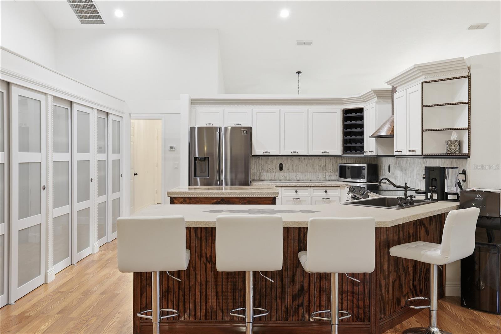 CAPE ORLANDO ESTATES UT 4 / WEDGEFIELD - Residential