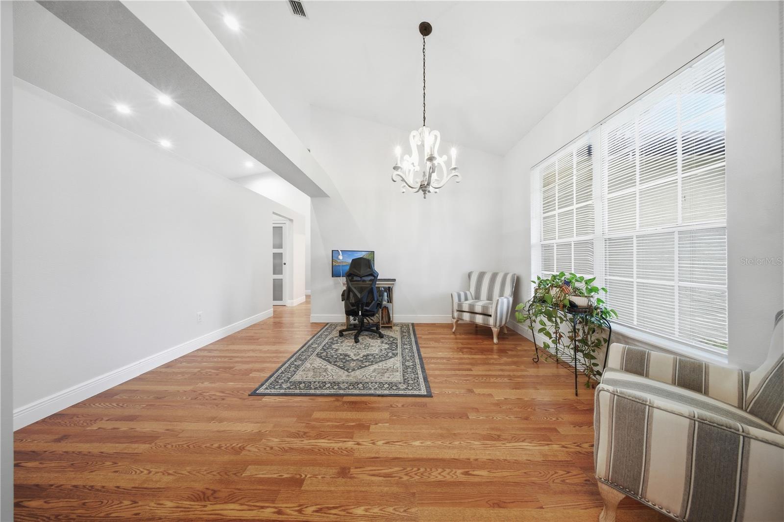 CAPE ORLANDO ESTATES UT 4 / WEDGEFIELD - Residential