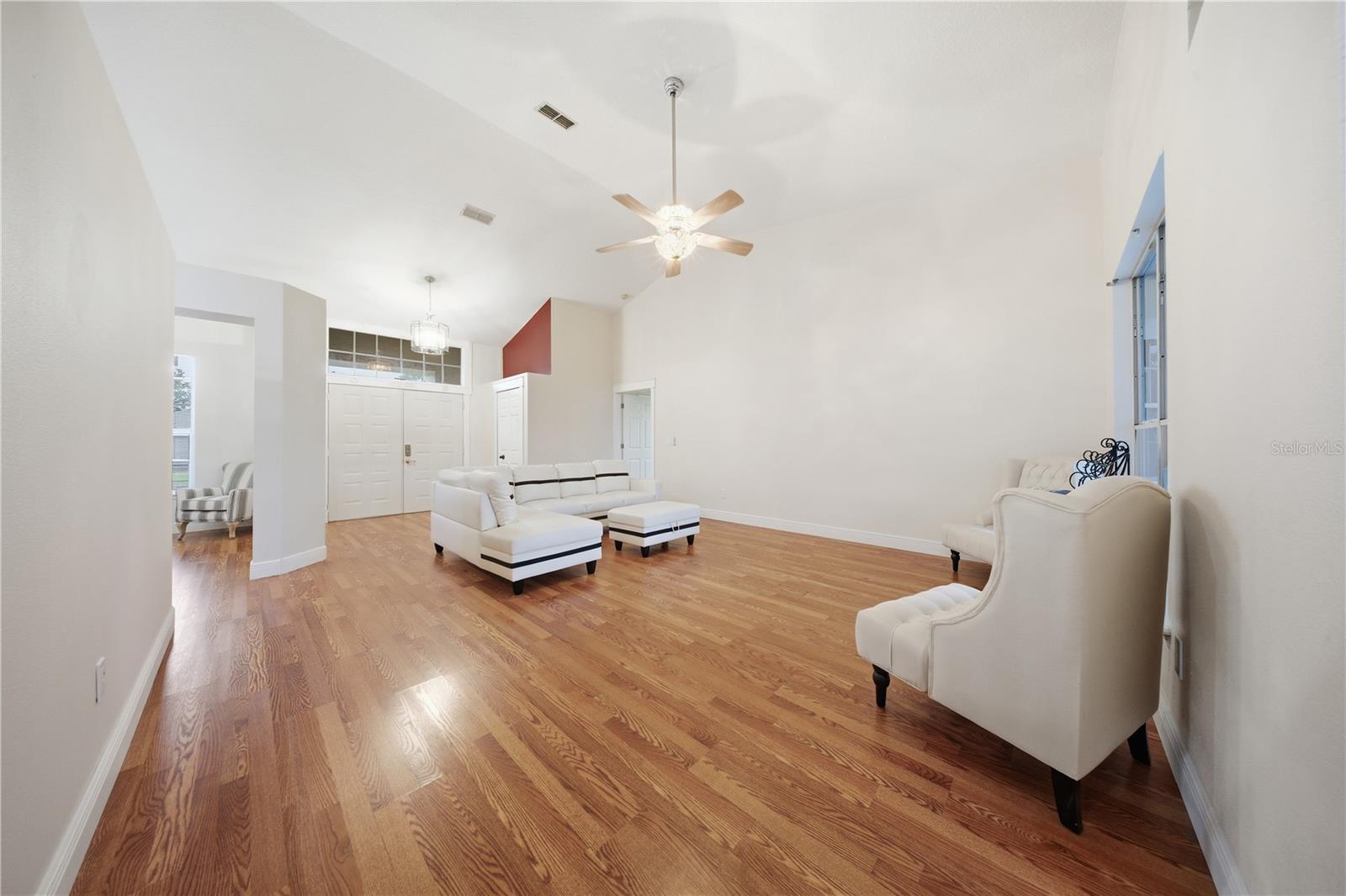 CAPE ORLANDO ESTATES UT 4 / WEDGEFIELD - Residential