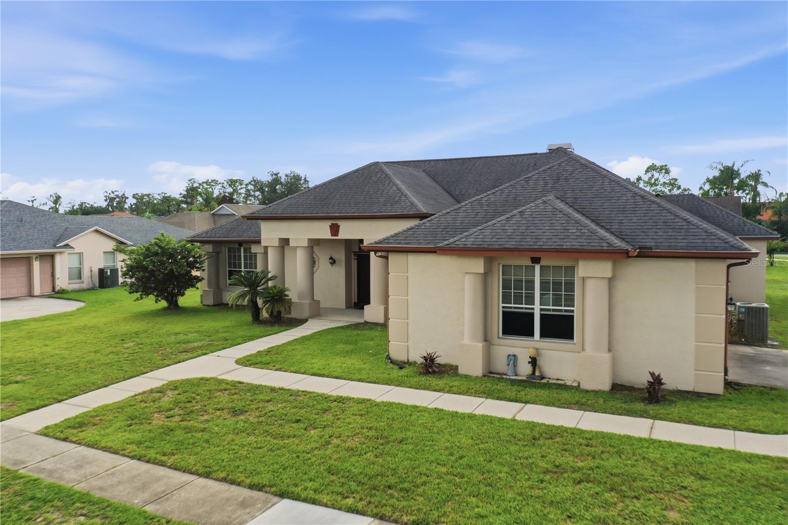 CAPE ORLANDO ESTATES UT 4 / WEDGEFIELD - Residential