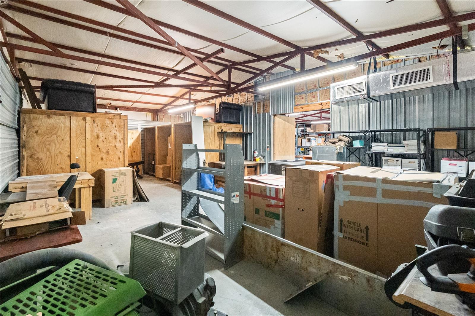 OAK CREST - Commercial Sale