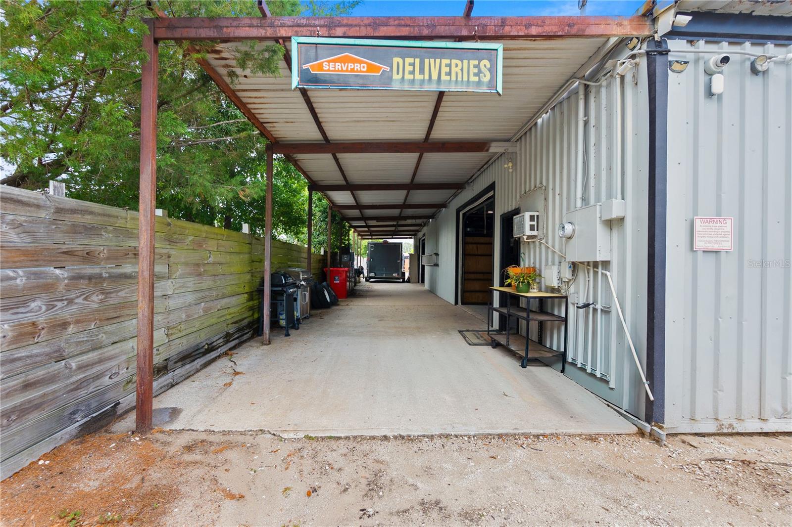 OAK CREST - Commercial Sale