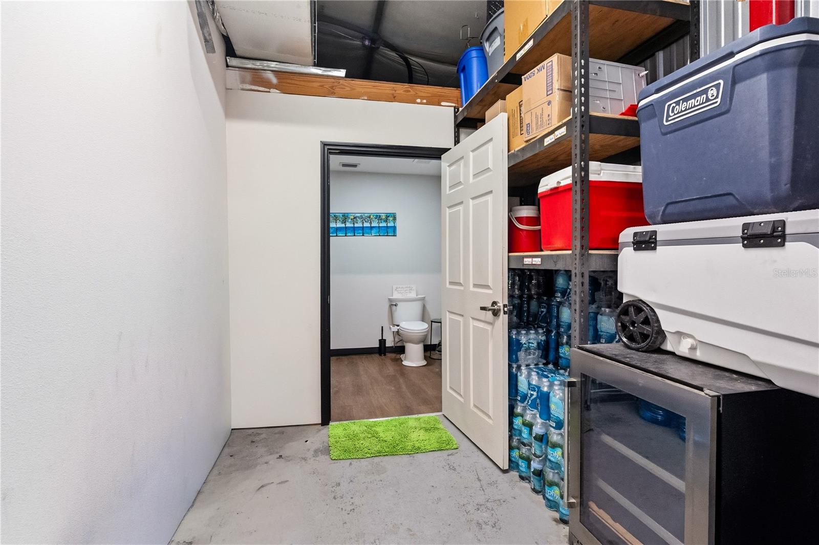 OAK CREST - Commercial Sale
