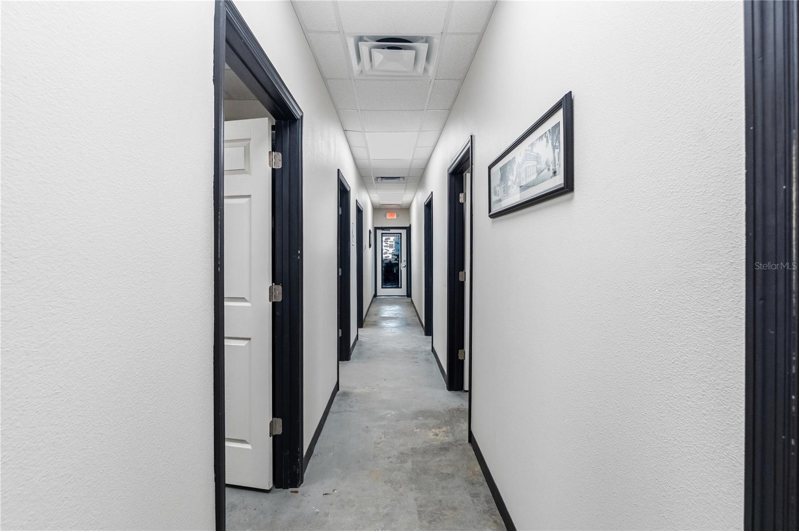 OAK CREST - Commercial Sale