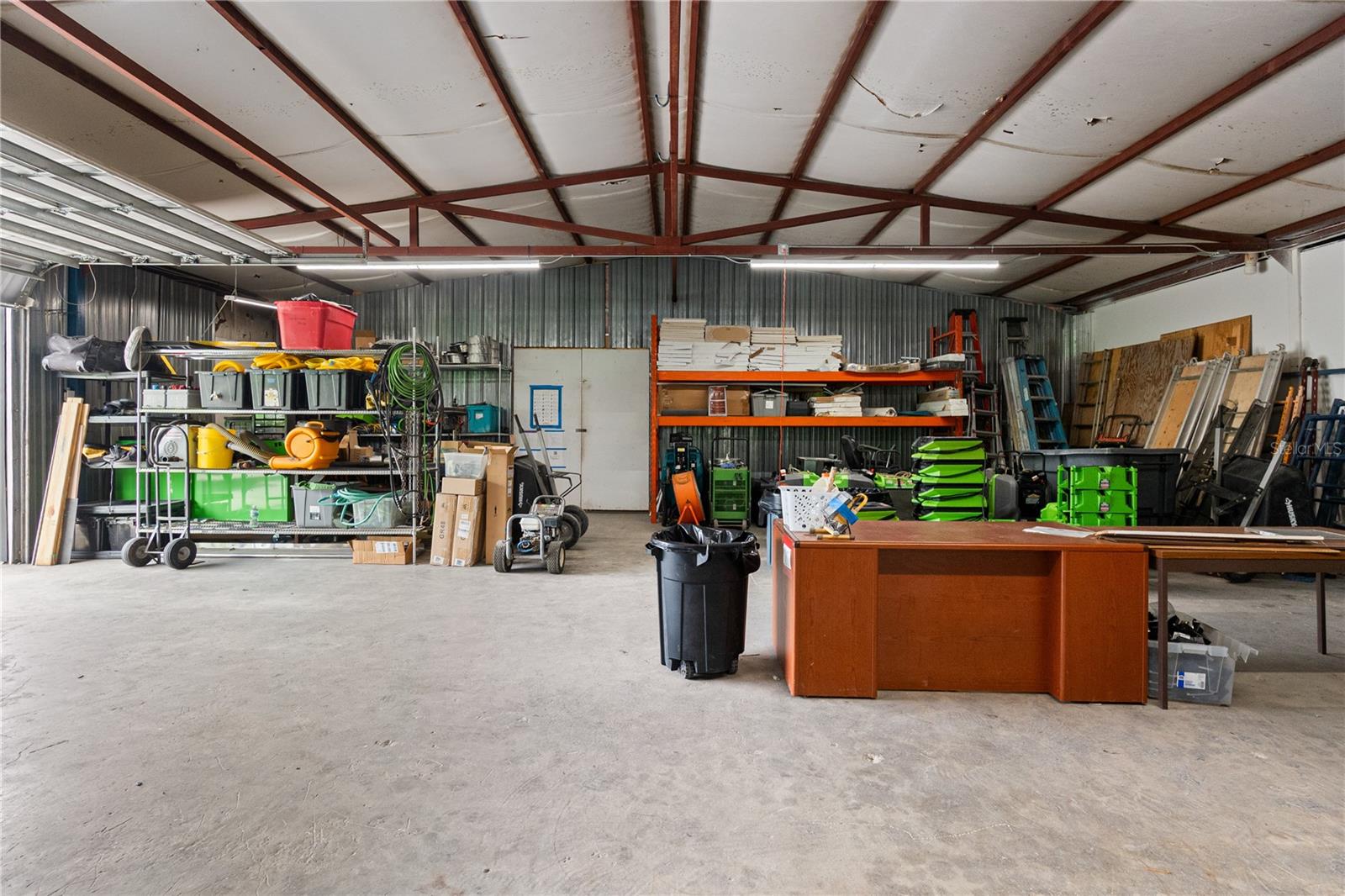 OAK CREST - Commercial Sale