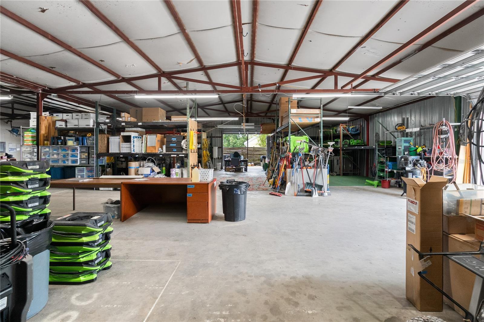 OAK CREST - Commercial Sale