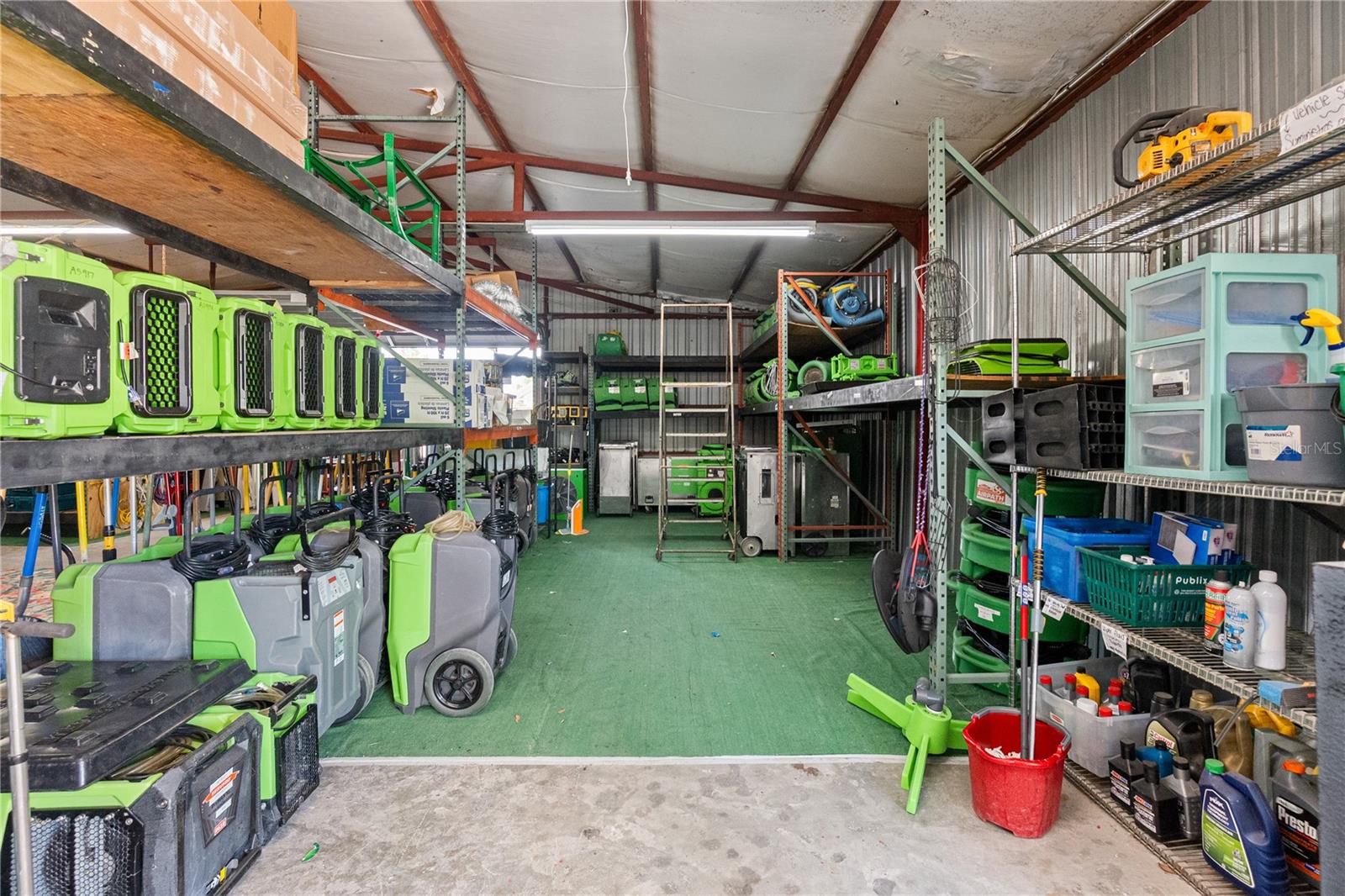OAK CREST - Commercial Sale