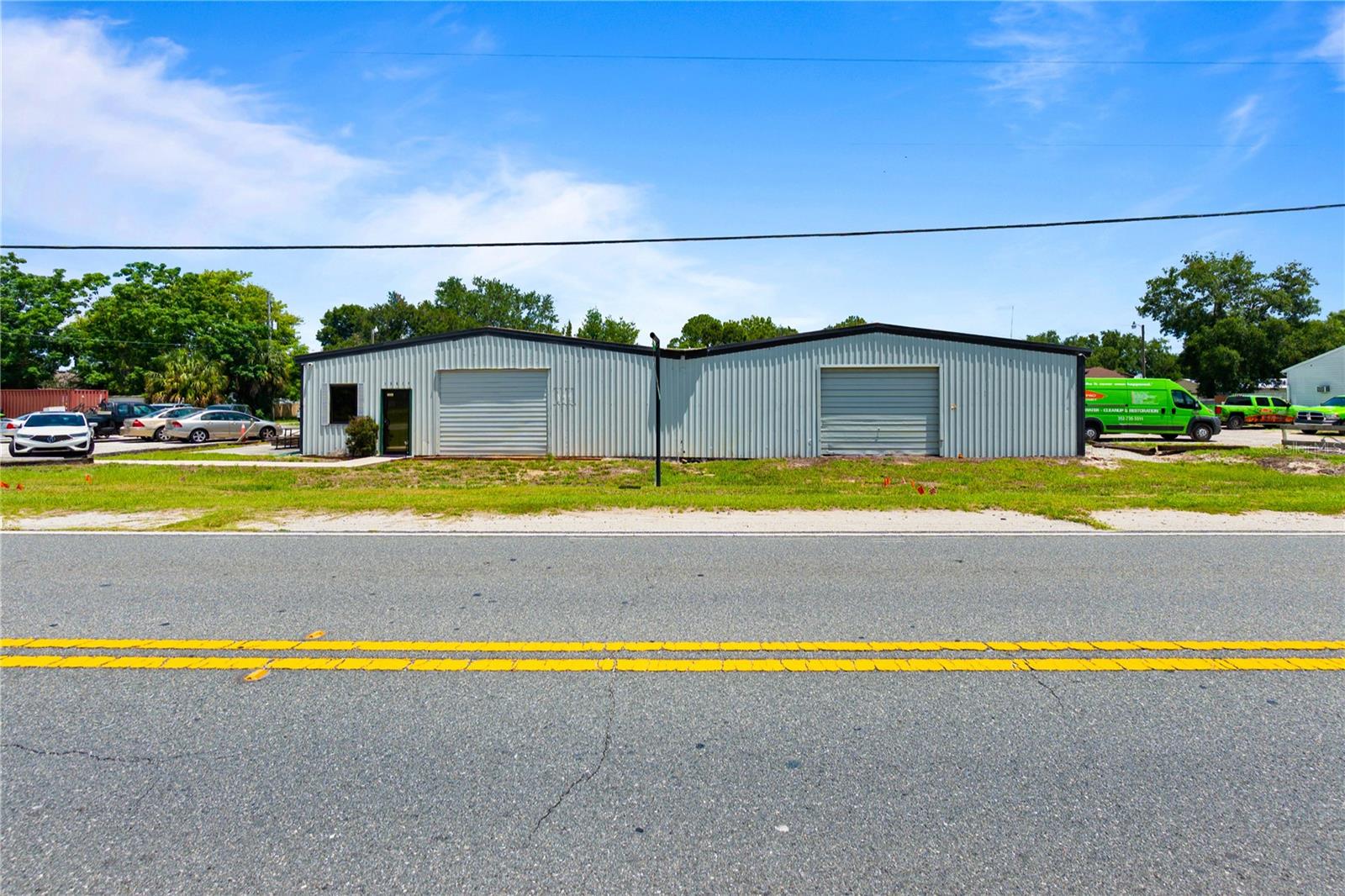 OAK CREST - Commercial Sale
