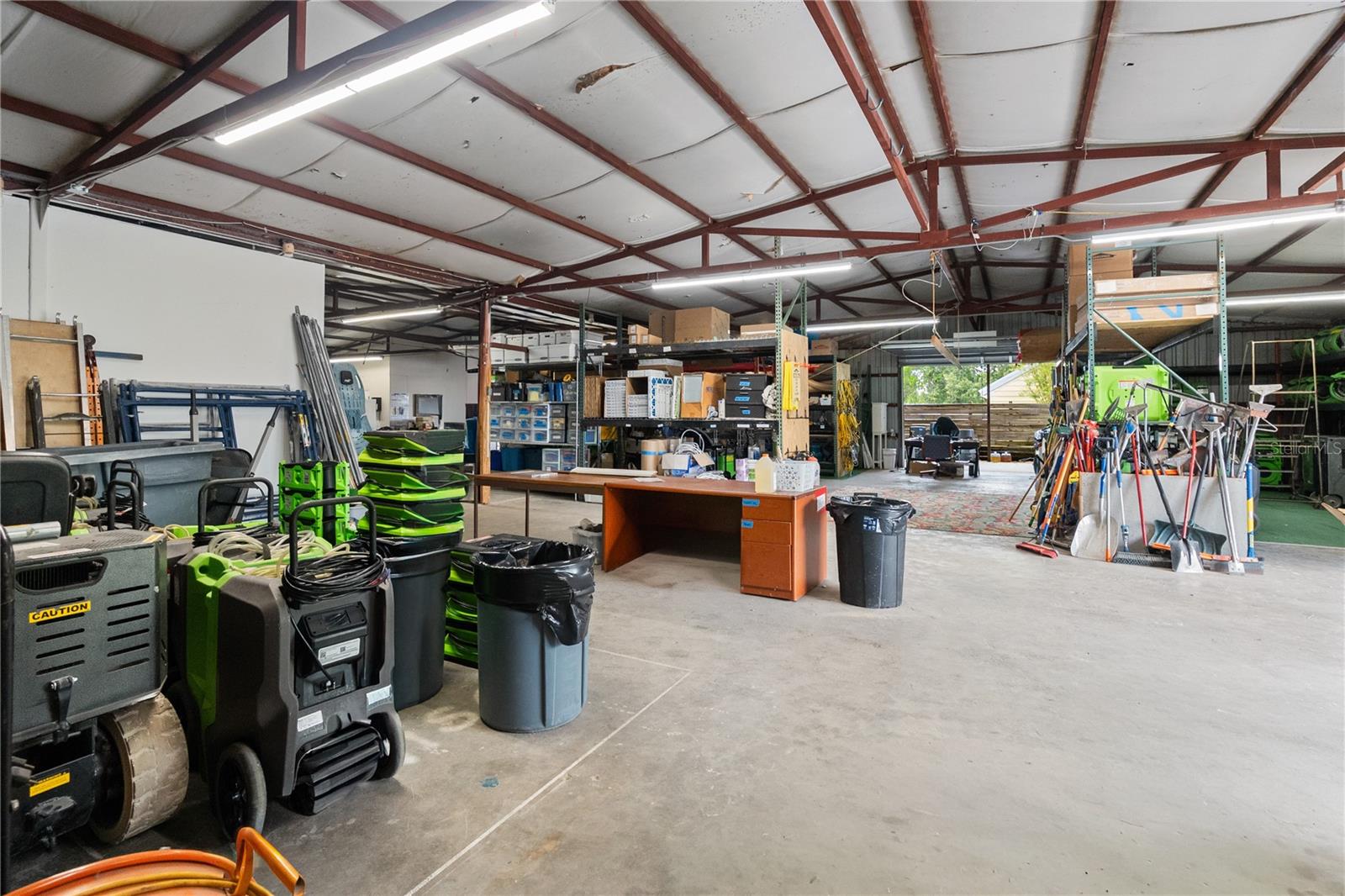OAK CREST - Commercial Sale