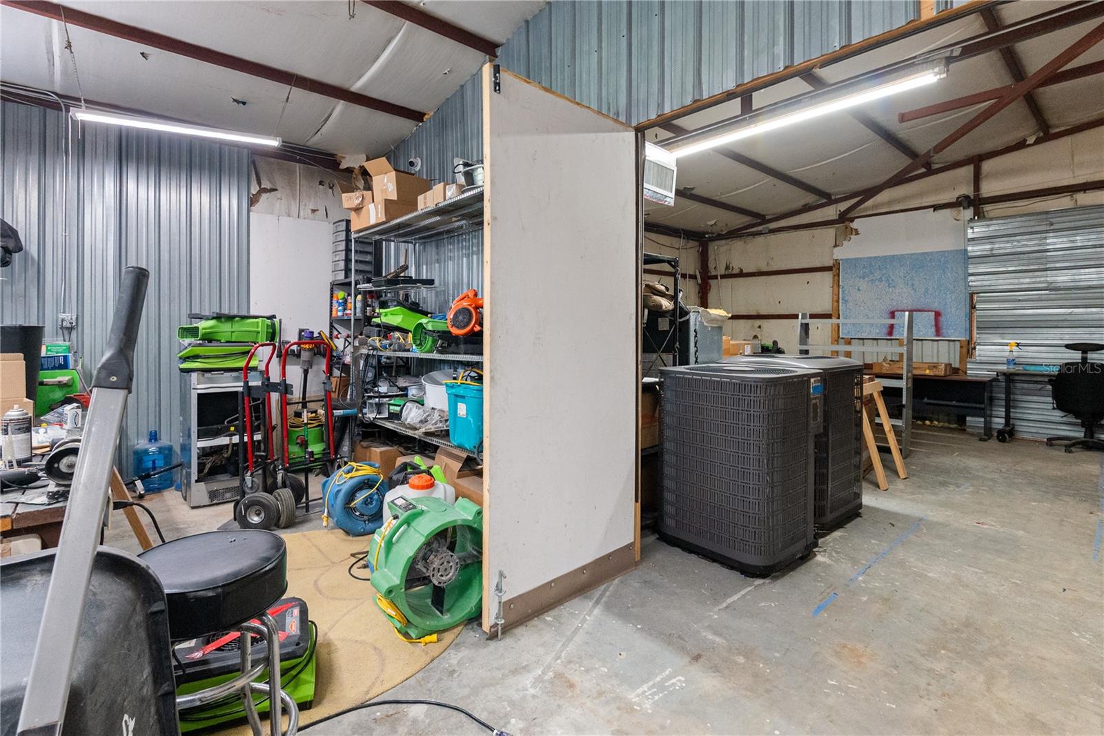 OAK CREST - Commercial Sale