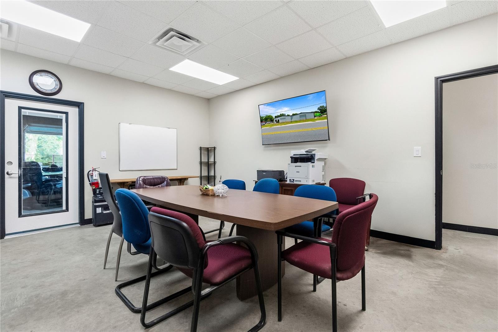 OAK CREST - Commercial Sale